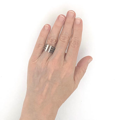scale Anna Greta Eker Plus Studios Norway Design vintage silver dots ring Scandinavian Modernist jewelry design