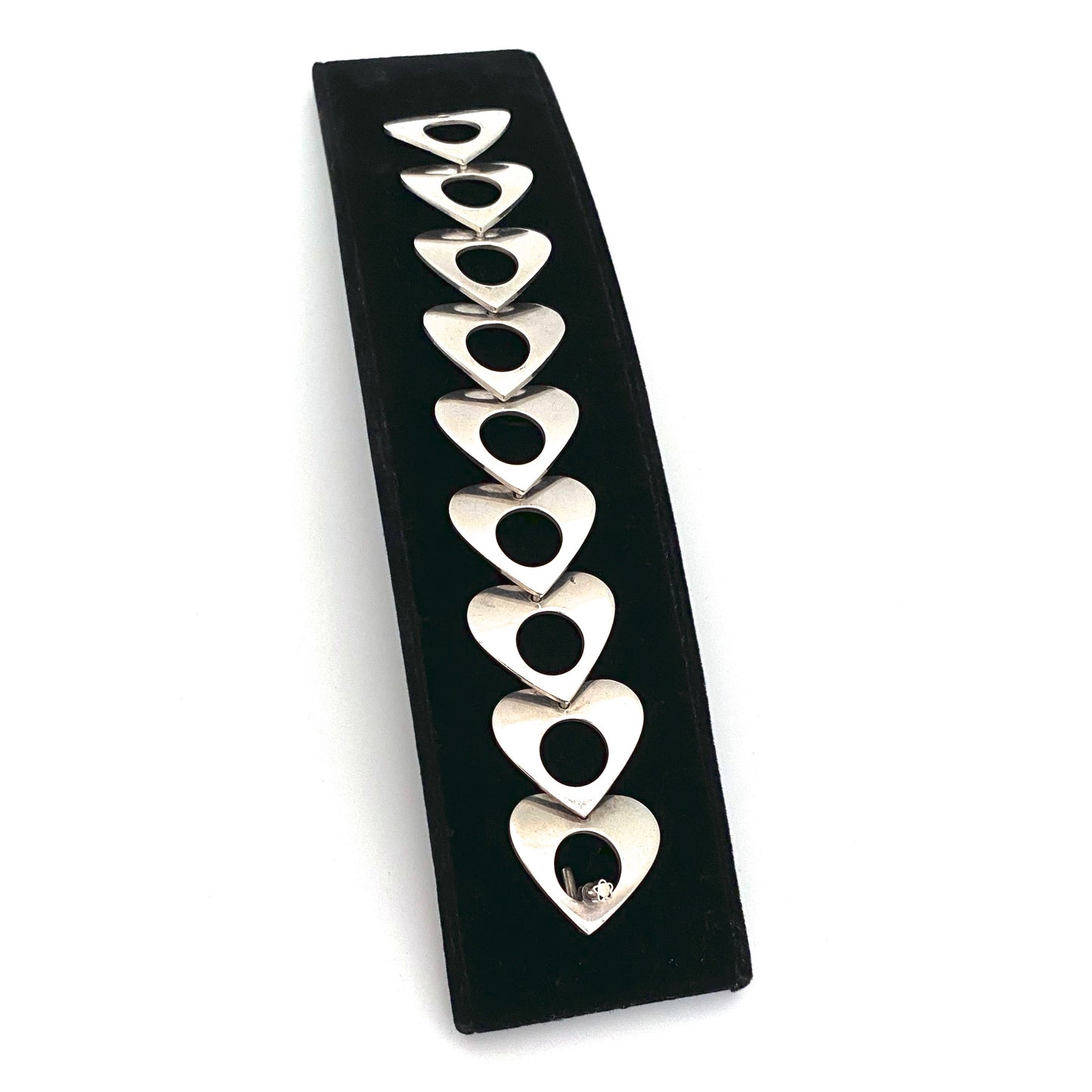 Bent Knudsen heart link bracelet