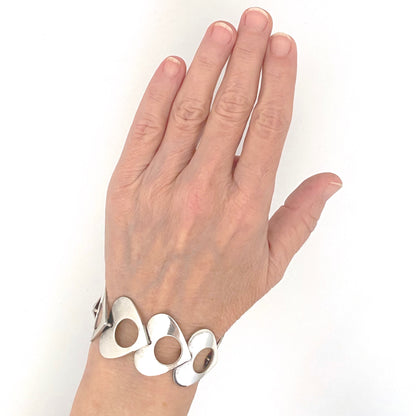 scale Bent Knudsen Denmark vintage silver heart link bracelet Scandinavian Modernist jewelry design