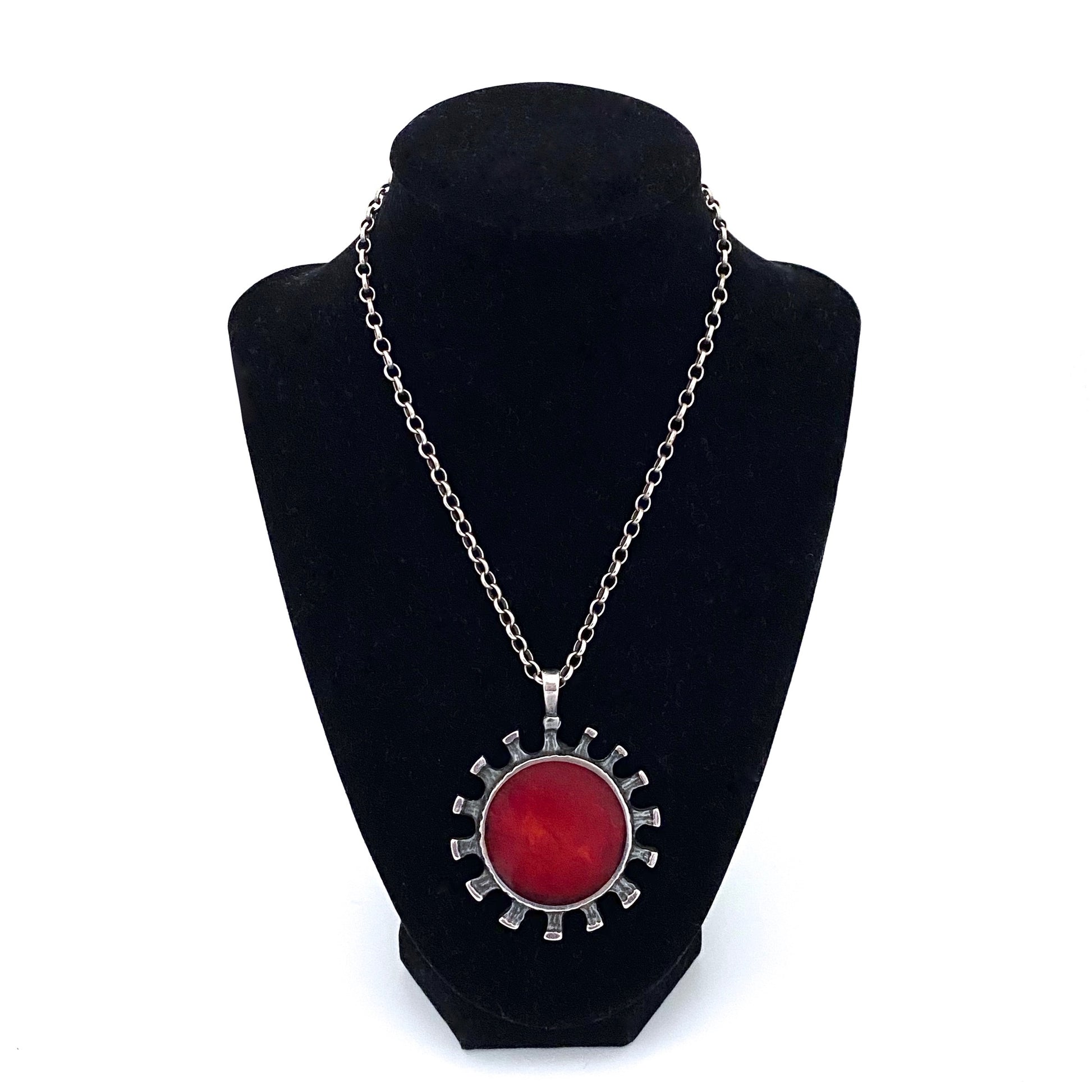 detail Bernard Chaudron Canada vintage brutalist double sided large pendant necklace red teal Canadian Modernist jewelry design