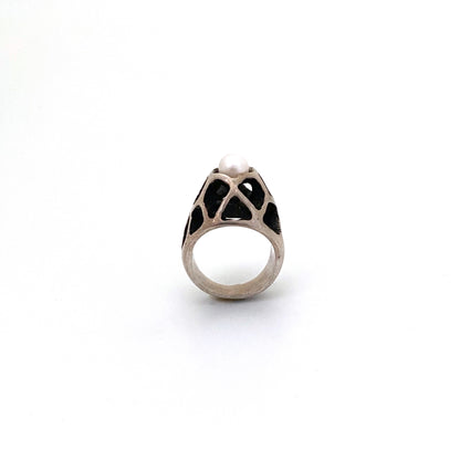 detail Bernard Chaudron Canada vintage silver pearl large openwork ring Canadian Modernist jewelry design