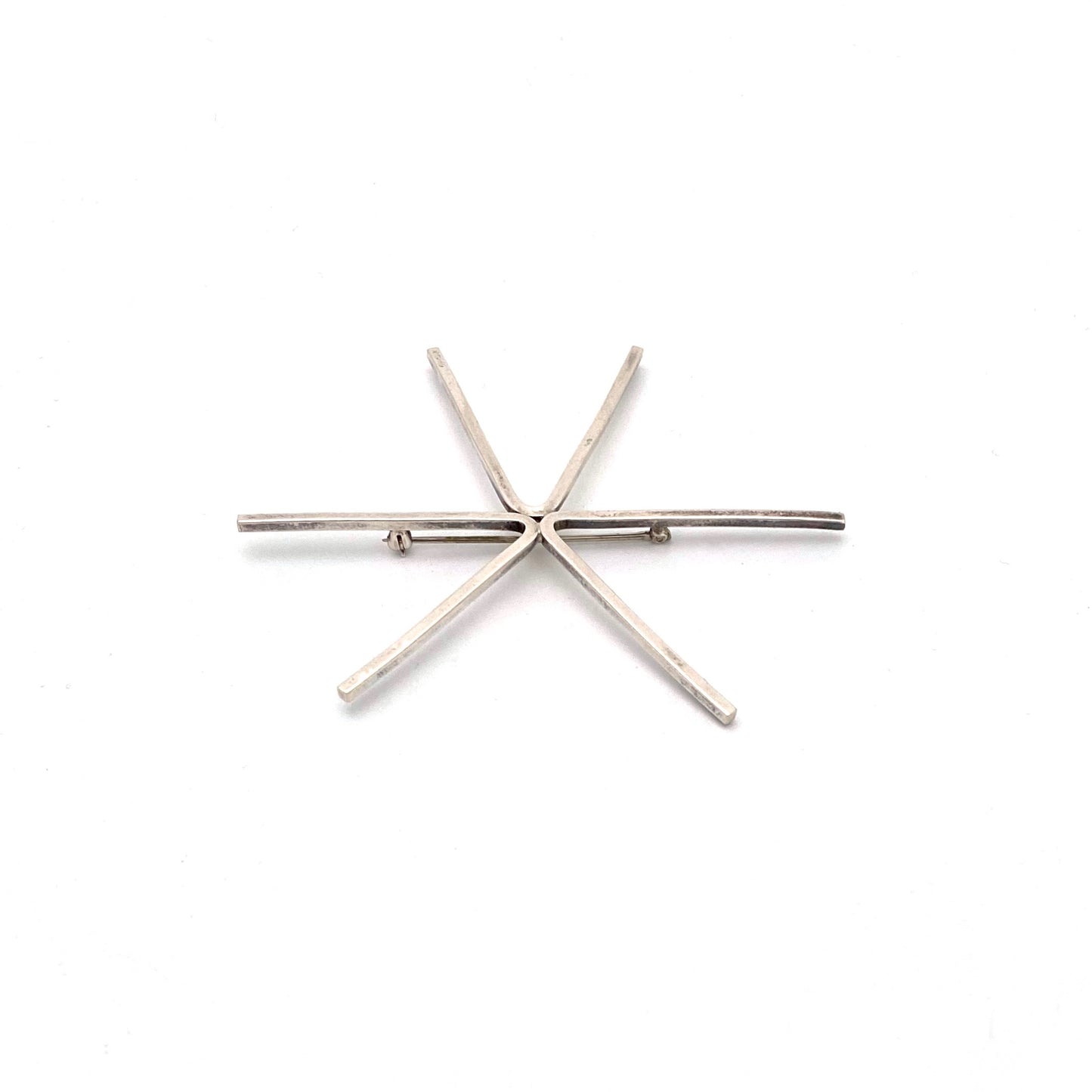 profile Betty Cooke USA large vintage silver star brooch American Modernist jewelry design