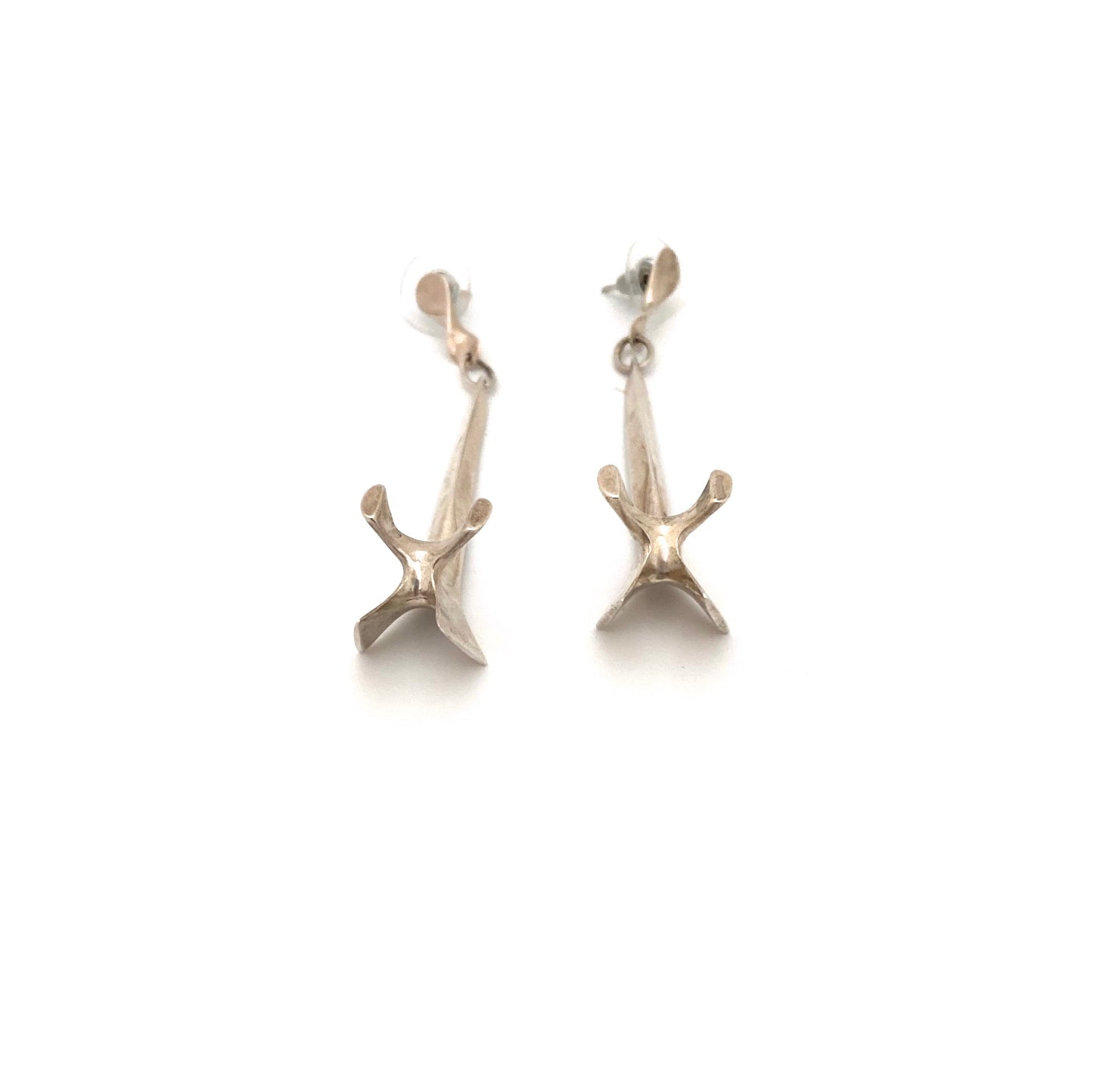 Campbell Scott long sculptural silver drop earrings