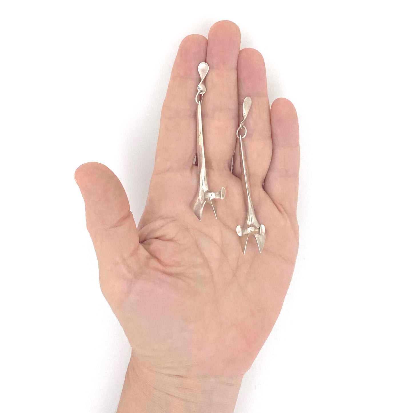 scale Campbell Scott Canada vintage silver long sculptural drop earrings Canadian Modernist jewelry design