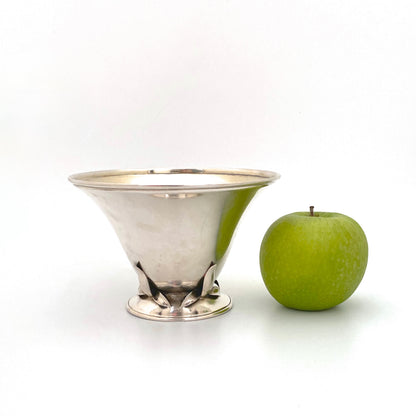 scale Carl Poul Petersen Canada vintage silver footed bowl 1 applied foliate decoration medium Canadian Modernist design