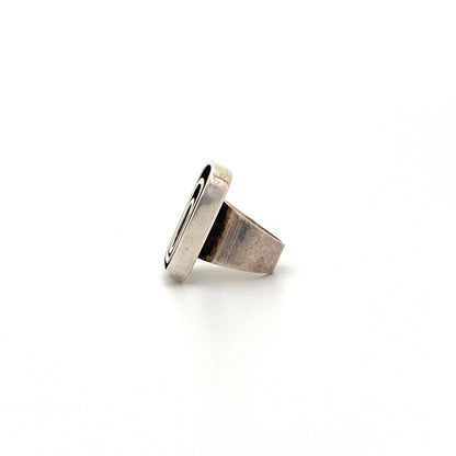 profile Darla Hesse Canada vintage silver large shadowbox ring Canadian Modernist jewelry design