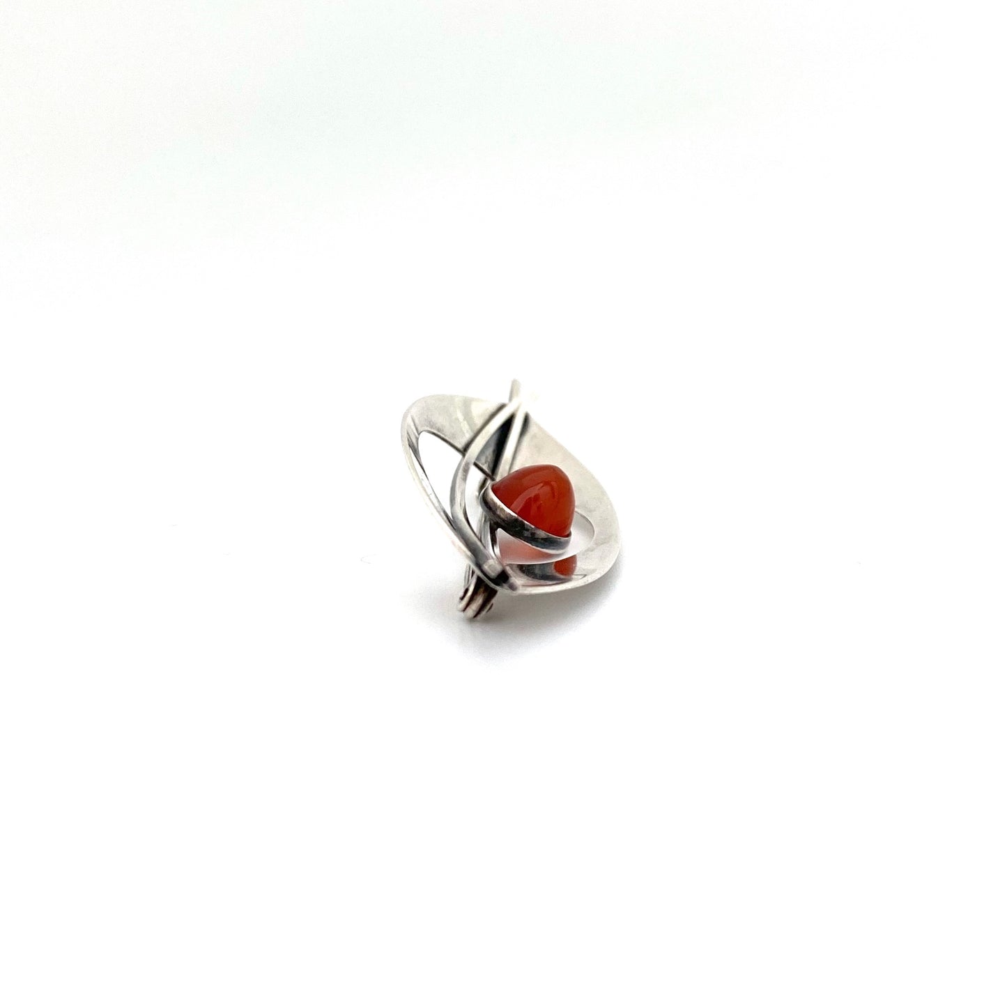 profile Elis Kauppi Kupittaan Kulta Finland vintage silver carnelian brooch Scandinavian Modernist jewelry design