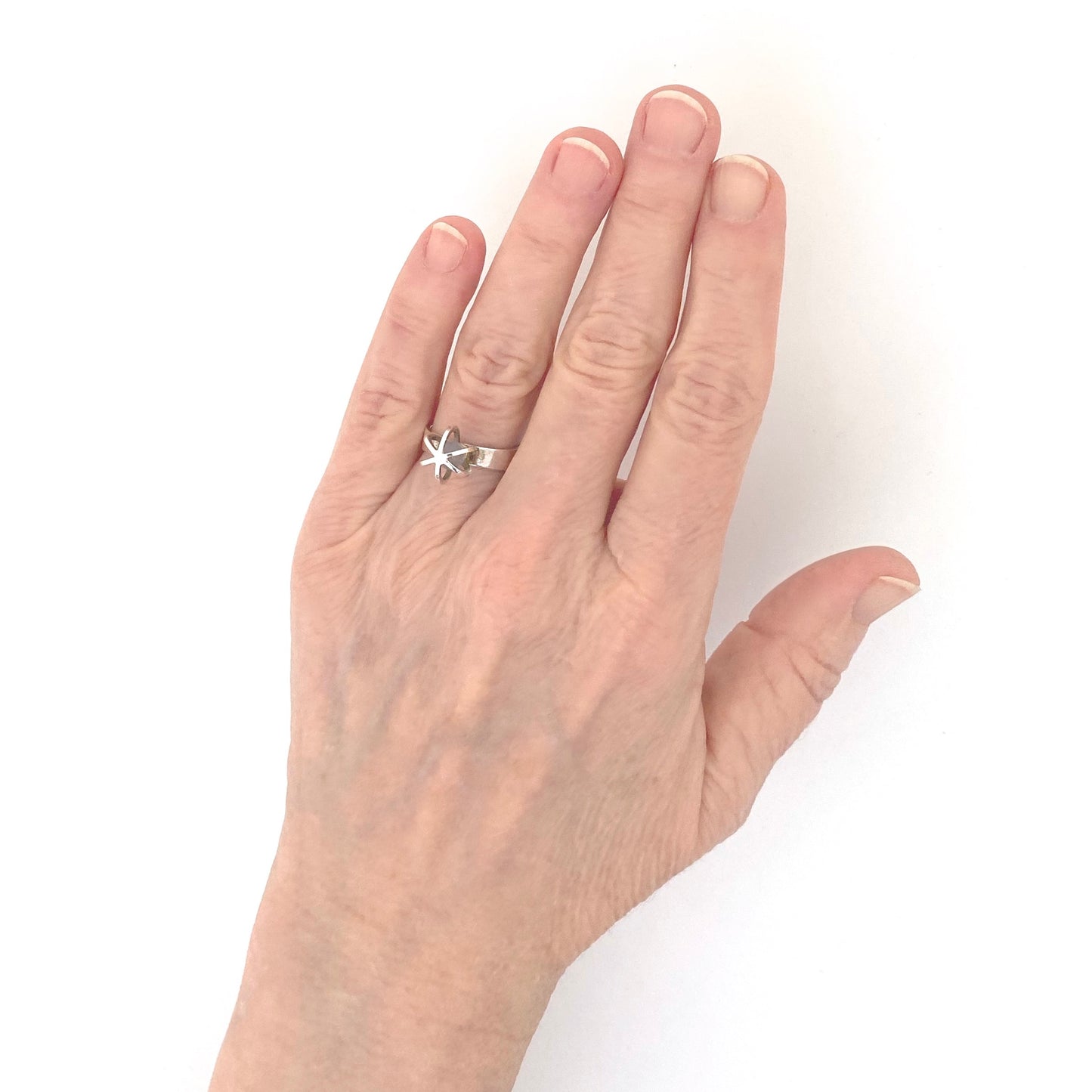 scale Elis Kauppi Kupittaan Kulta Finland vintage silver chalcedony caged sphere ring Scandinavian Modernist jewelry design