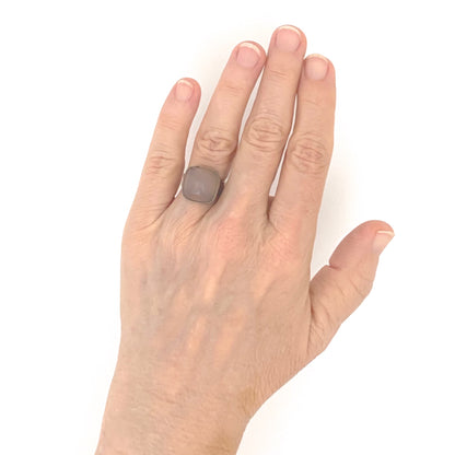 scale Elis Kauppi Kupittaan Kulta Finland vintage silver chalcedony ring Scandinavian Modernist jewelry design