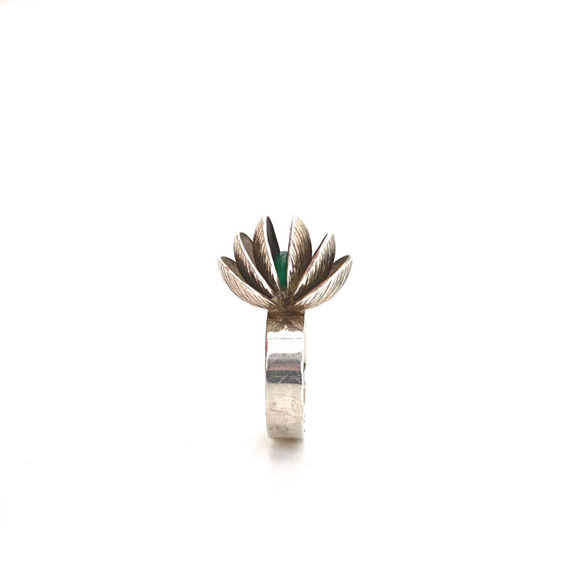 profile Elis Kauppi Kupittaan Kulta Finland vintage silver chrysoprase kinetic sphere ring Scandinavian Modernist jewelry design