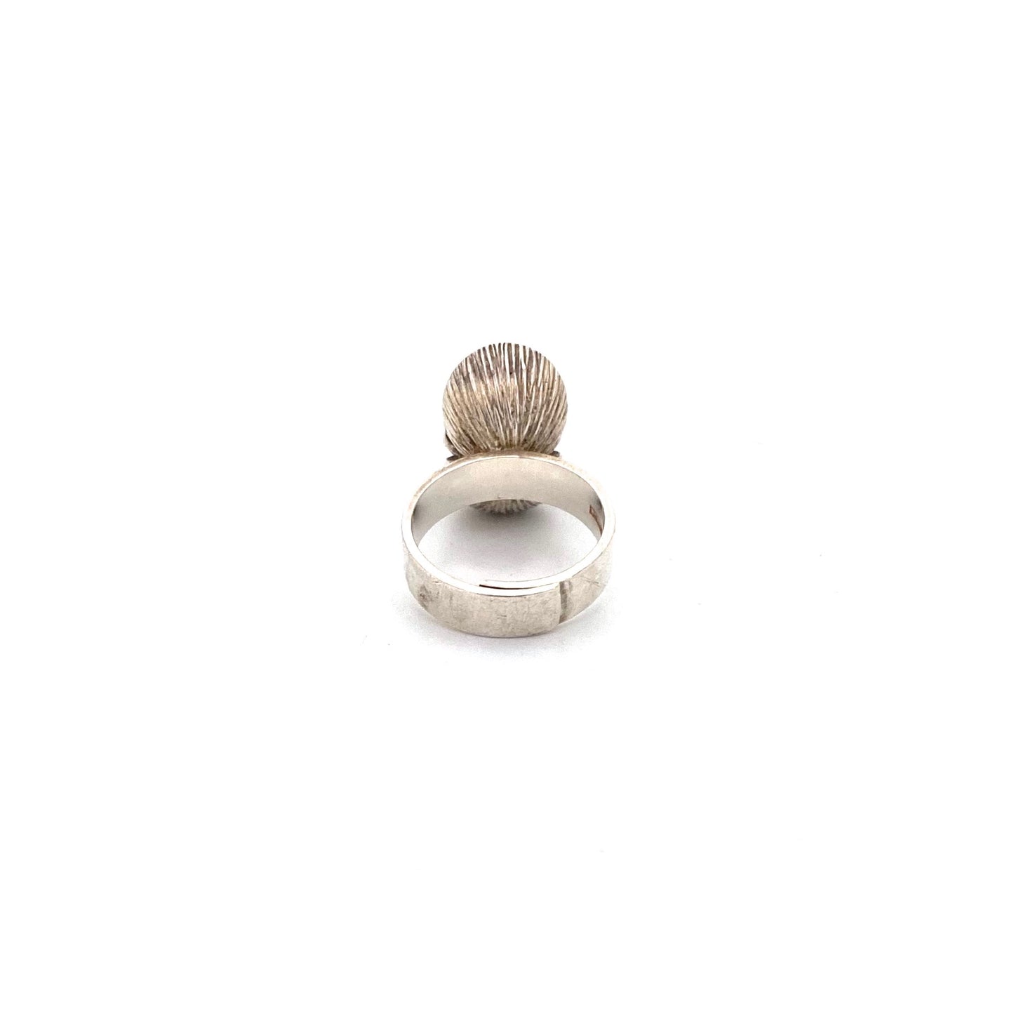 Elis Kauppi for Kupittaan Kulta kinetic chrysoprase sphere ring