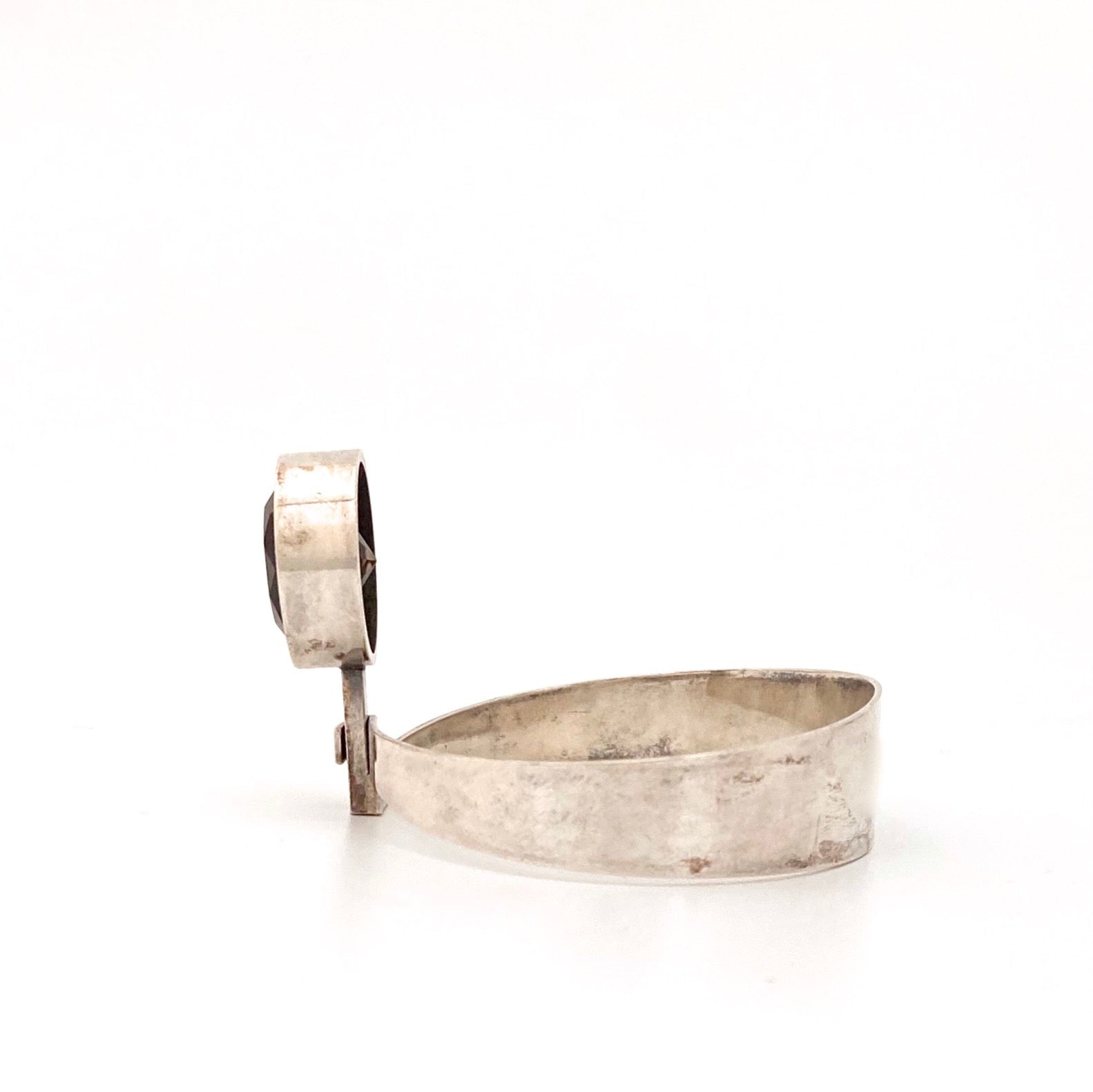 profile Elis Kauppi Kulittaan Kulta Finland vintage silver large smoky quartz bracelet Scandinavian Modernist jewelry design