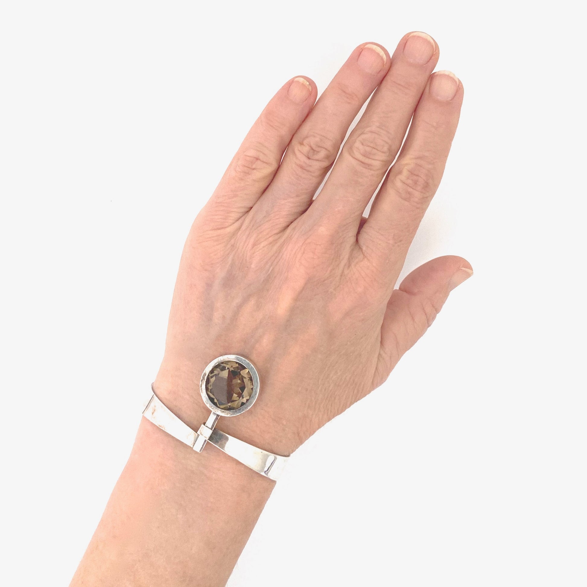 scale Elis Kauppi Kulittaan Kulta Finland vintage silver large smoky quartz bracelet Scandinavian Modernist jewelry design