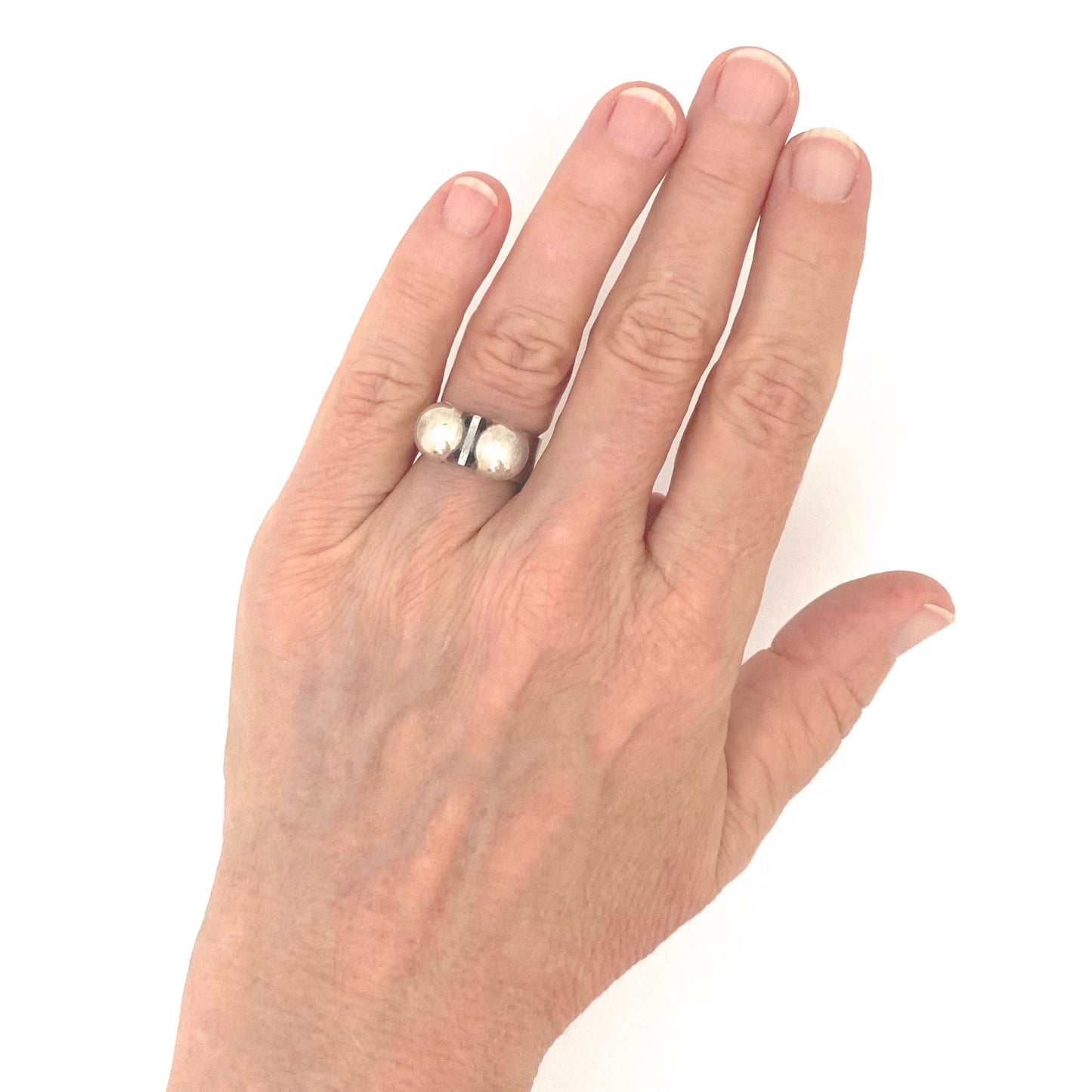 scale Elis Kauppi Kupittaan Kulta Finland vintage silver spheres ring Scandinavian Modernist jewelry design