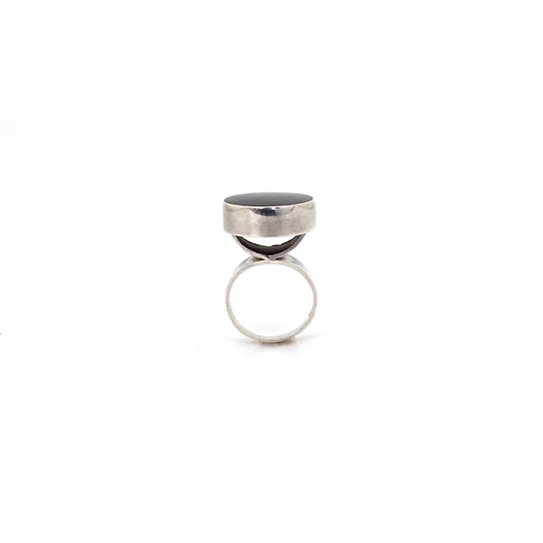 profile Erik Granit Finland vintage silver onyx ring 1974 Scandinavian Modernist jewelry design