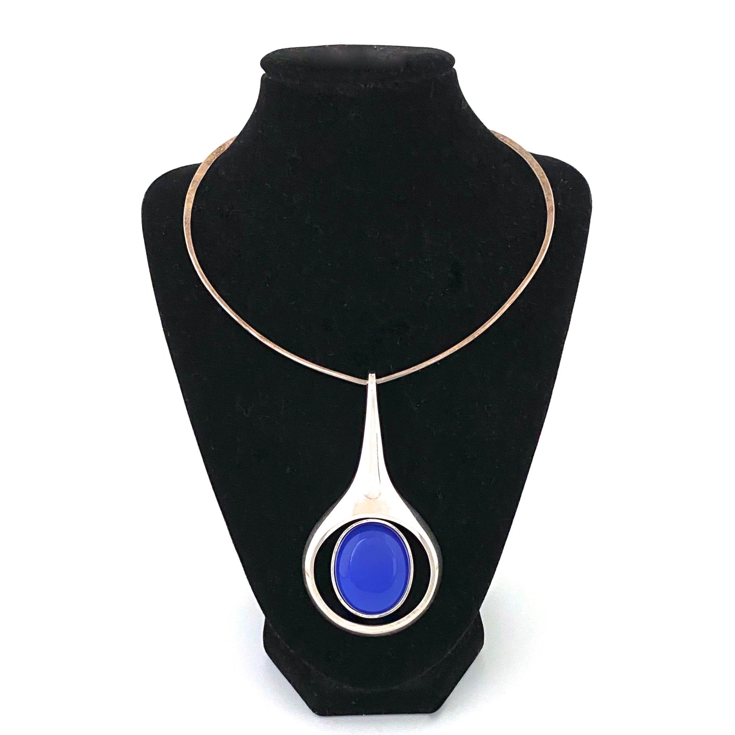 detail Georg Jensen Denmark vintage silver blue chalcedony extra large pendant Max Barmmer 1976 Scandinavian Modernist jewelry design