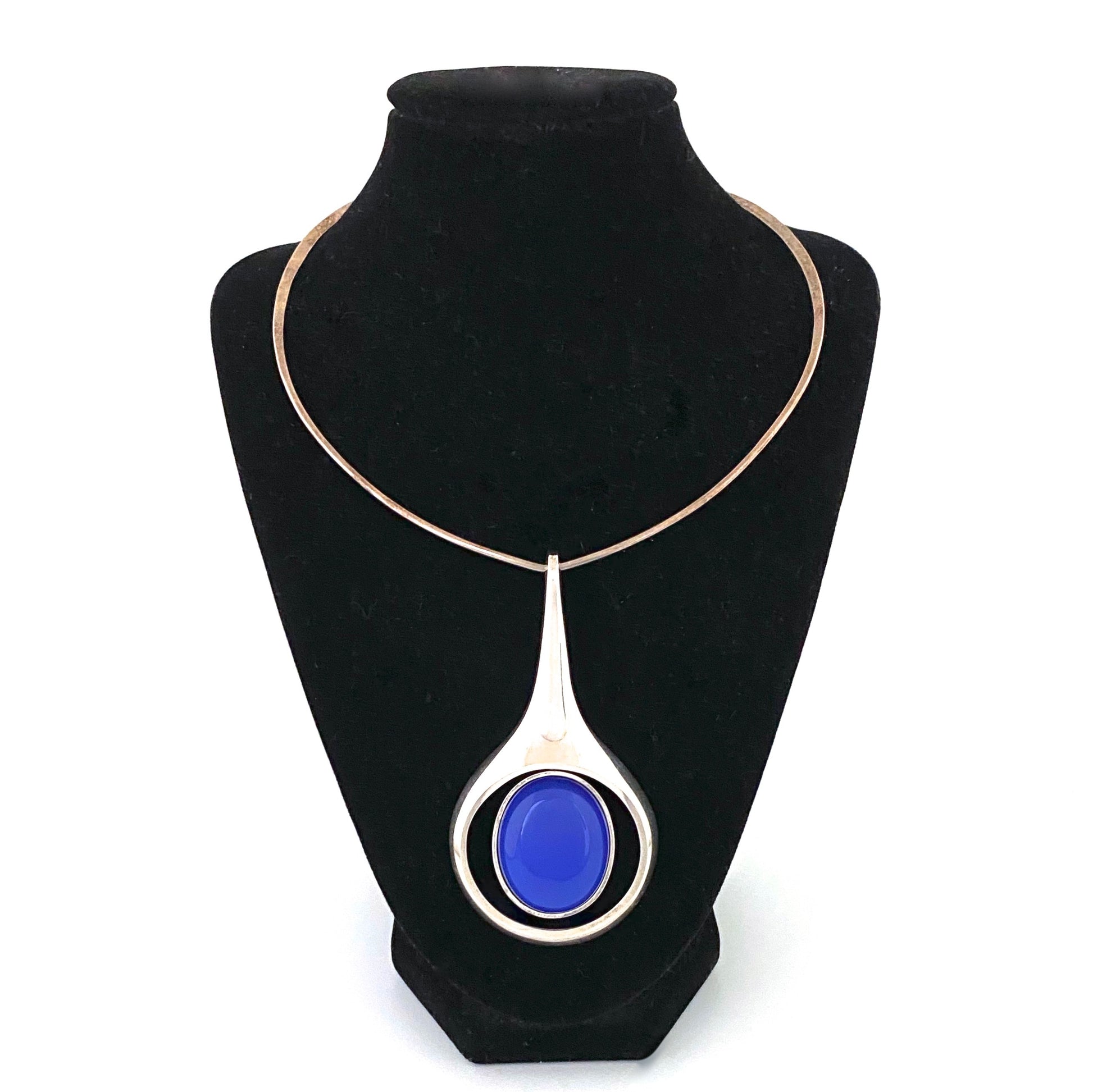 detail Georg Jensen Denmark vintage silver blue chalcedony extra large pendant Max Barmmer 1976 Scandinavian Modernist jewelry design