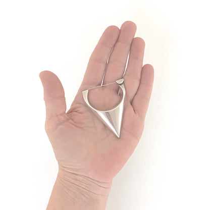 scale Georg Jensen Denmark vintage silver brooch 326 Nanna Ditzel Scandinavian Modernist jewelry design