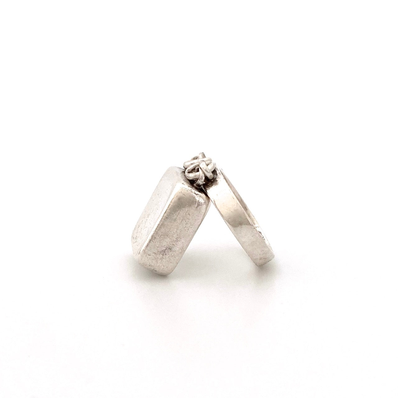 detail profile Georg Jensen Denmark vintage silver kinetic ring 143 Astrid Fog Scandinavian Modernist jewelry design
