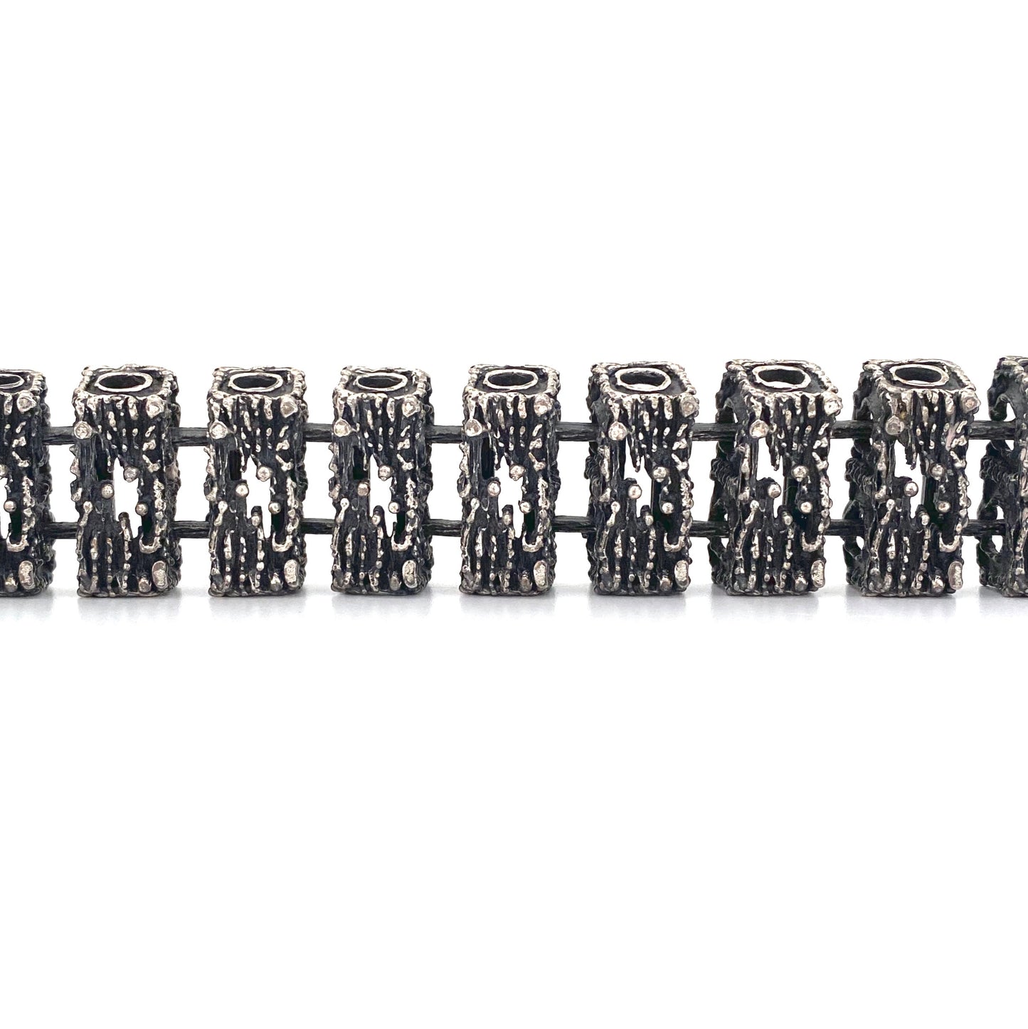 detail Guy Vidal Canada vintage brutalist pewter extra large sculptural link bracelet rare Canadian Modernist jewelry design