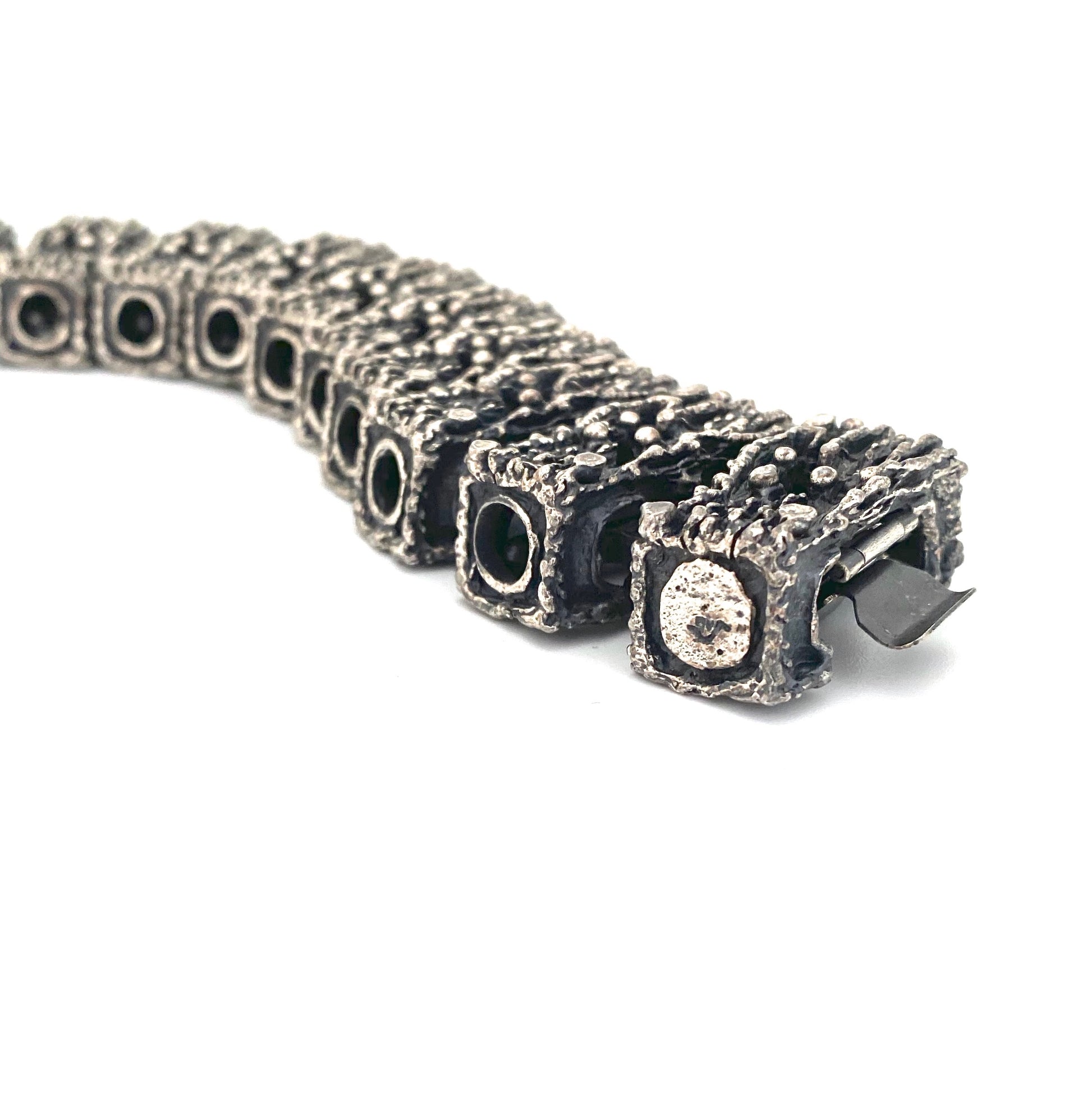 profile Guy Vidal Canada vintage brutalist pewter extra large sculptural link bracelet rare Canadian Modernist jewelry design