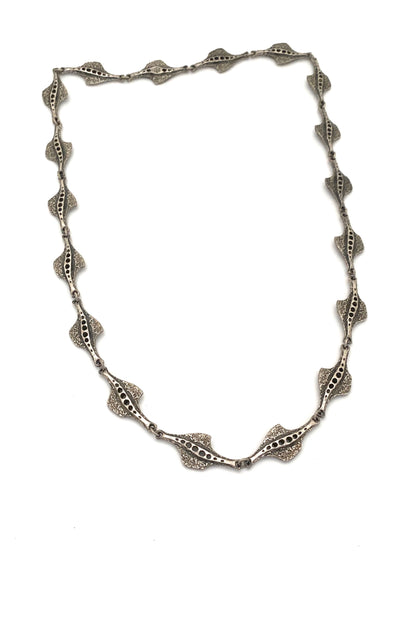 Guy Vidal Canada vintage brutalist pewter stingray long link chain necklace Canadian Modernist jewelry design