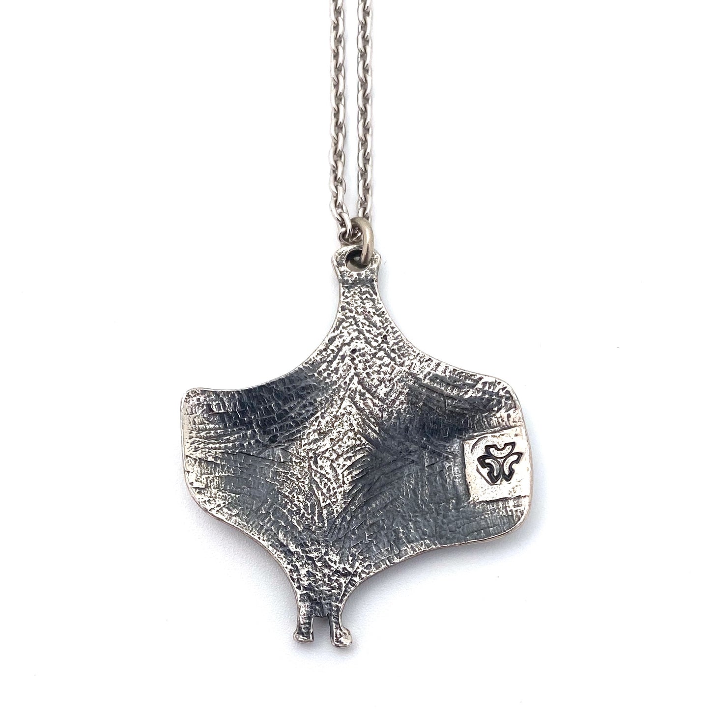 Guy Vidal 'stingray' pendant necklace