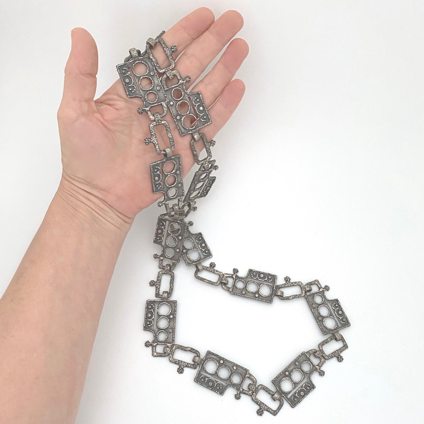 scale Guy Vidal Canada vintage brutalist pewter belt necklace Canadian Modernist jewelry design