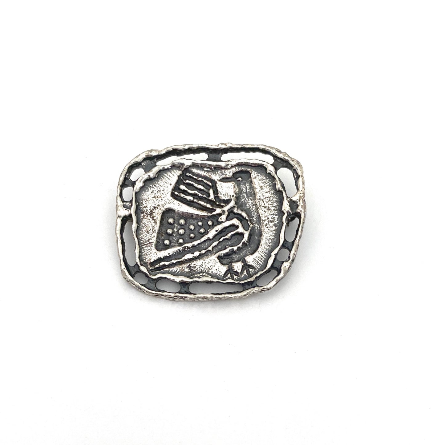 detail Guy Vidal Canada vintage brutalist pewter bird brooch Canadian Modernist jewelry design