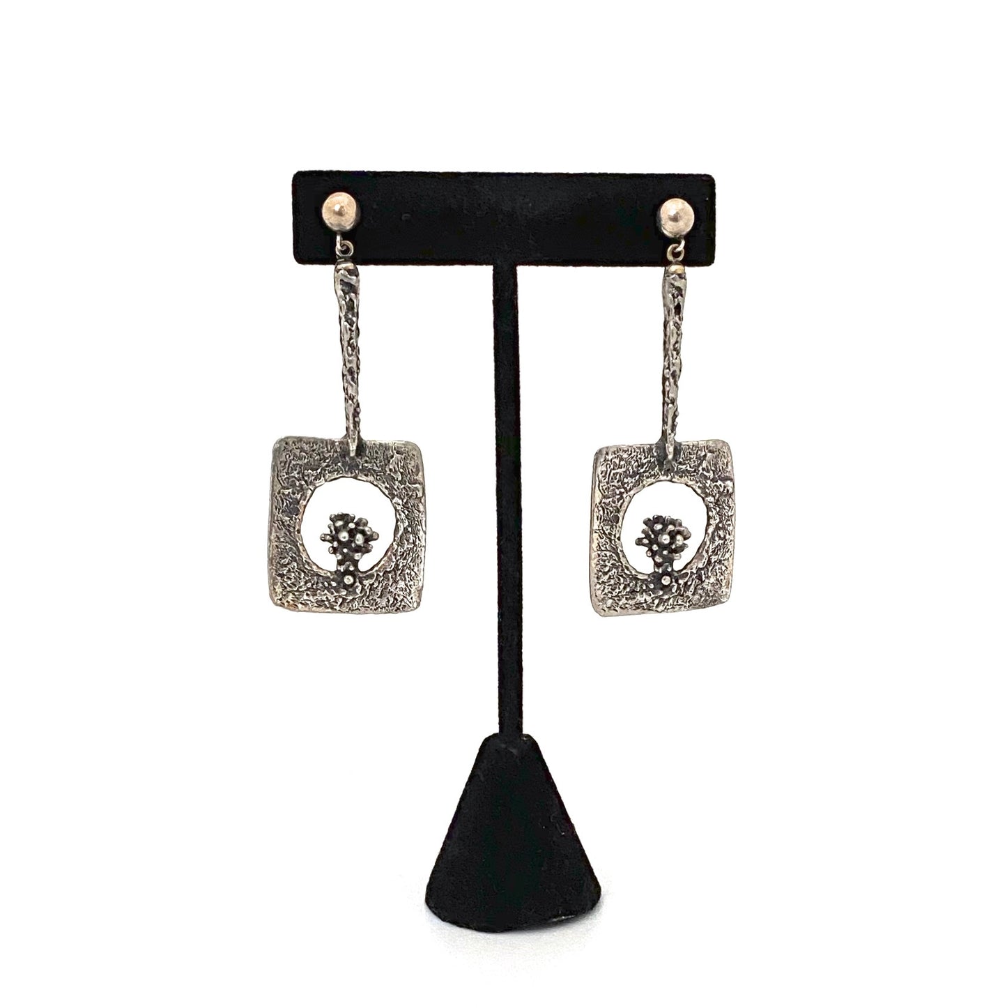 detail Guy Vidal Canada vintage brutalist pewter drop earrings Canadian Modernist jewelry design