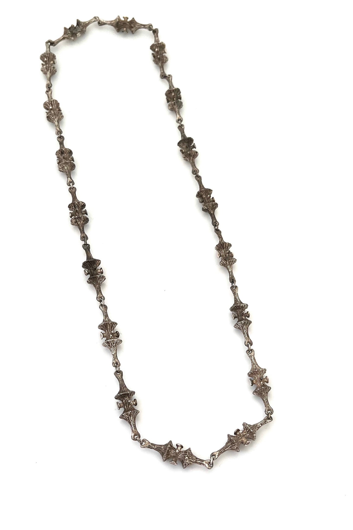 Guy Vidal 'trumpet lichen' long link chain necklace