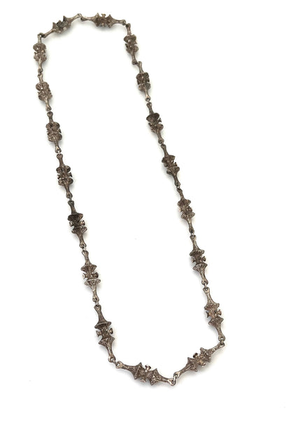 Guy Vidal 'trumpet lichen' long link chain necklace