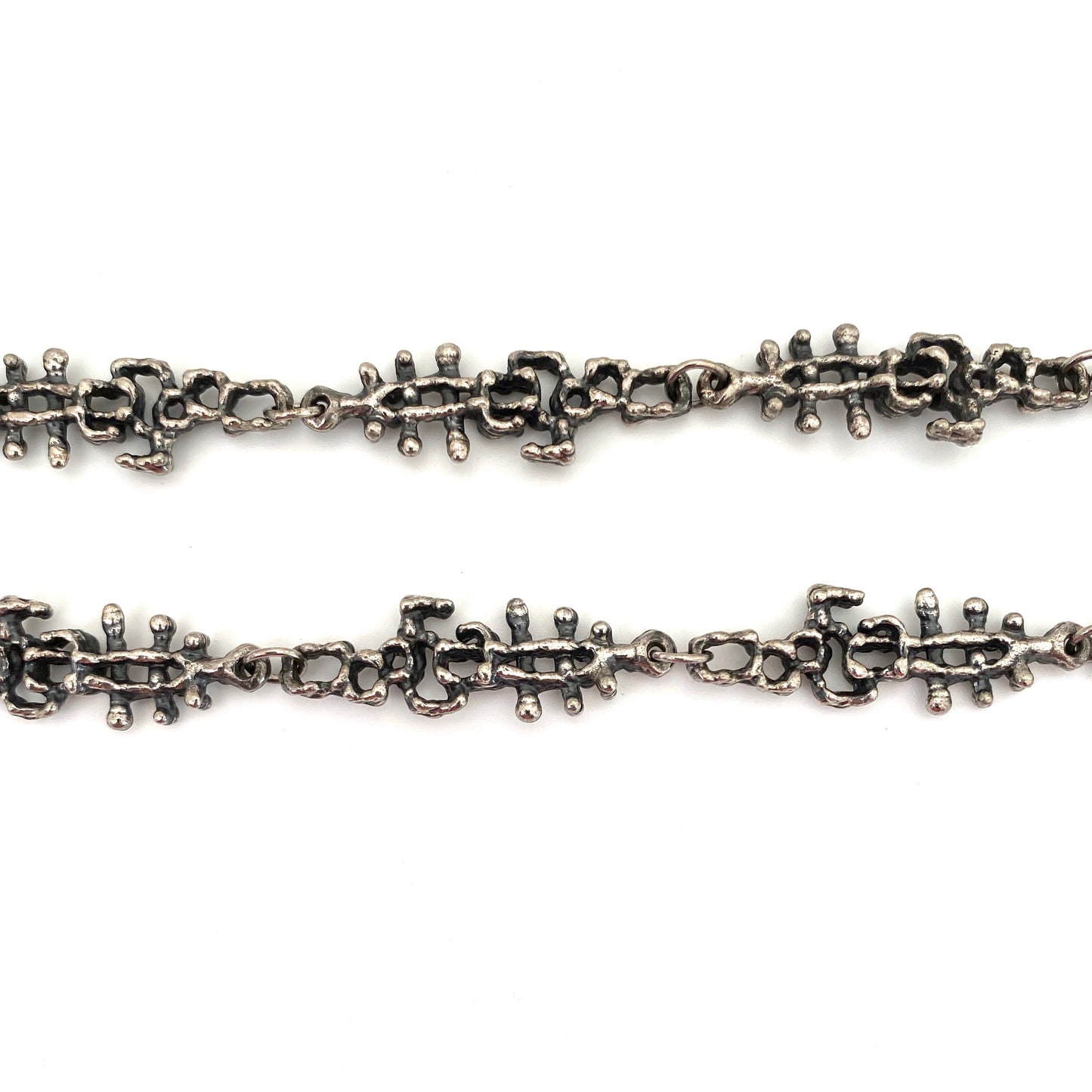 detail Guy Vidal Canada vintage brutalist pewter long link openwork chain necklace Canadian Modernist jewelry design