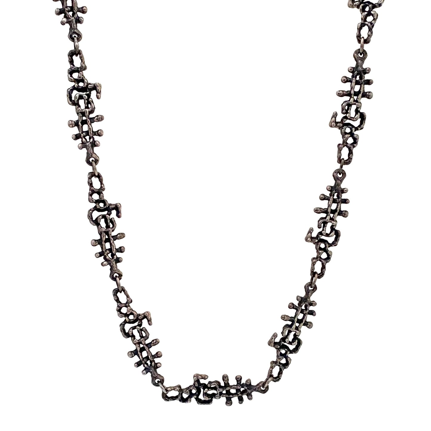 detail Guy Vidal Canada vintage brutalist pewter openwork long link chain necklace Canadian jewelry design