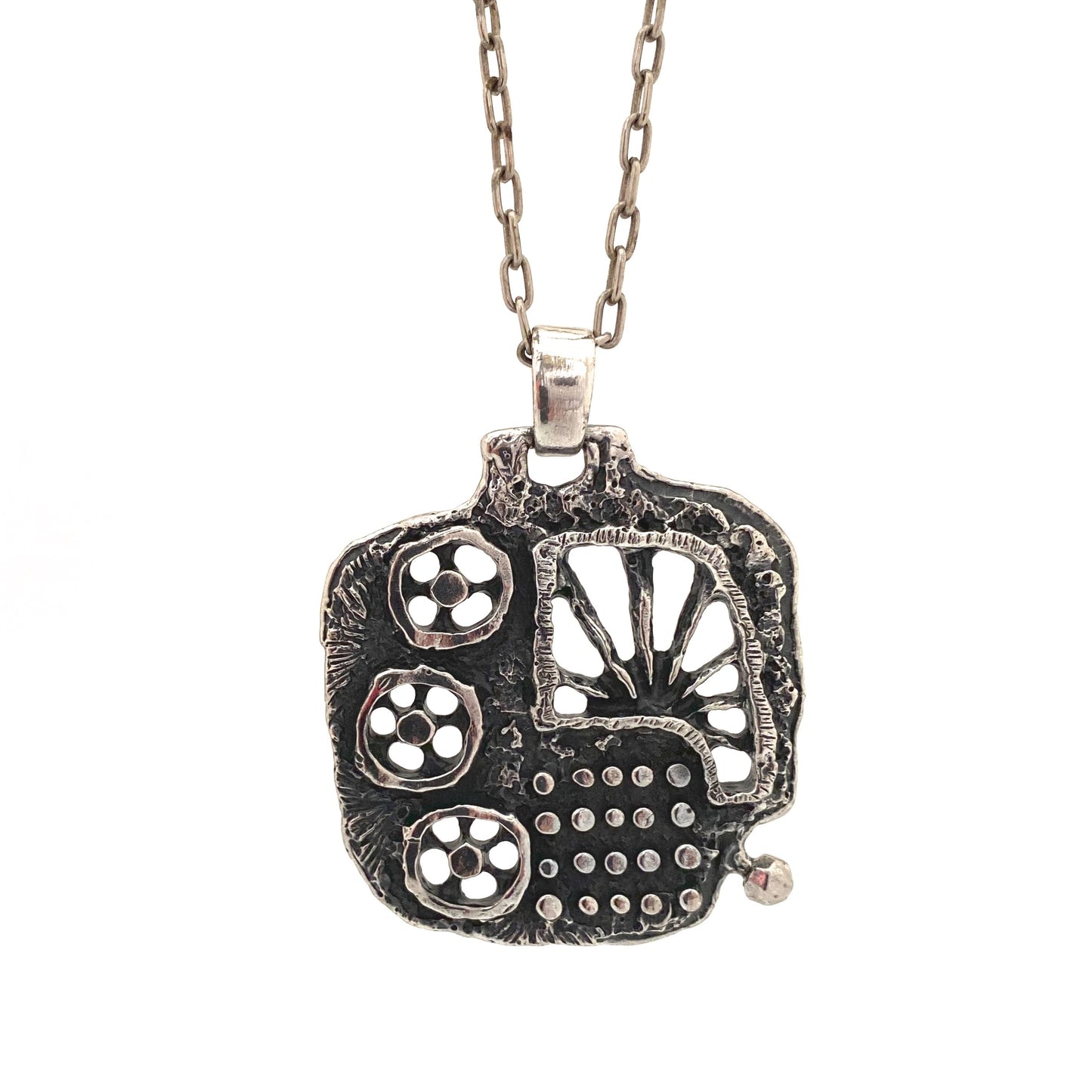detail Guy Vidal Canada large vintage brutalist pewter pendant necklace Canadian Modernist jewelry design