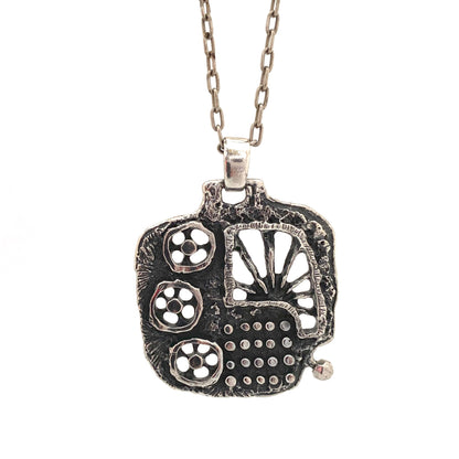detail Guy Vidal Canada large vintage brutalist pewter pendant necklace Canadian Modernist jewelry design