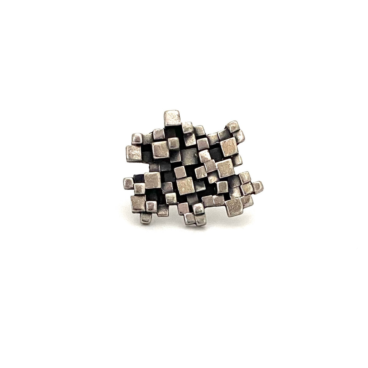 detail Guy Vidal Canada vintage brutalist pewter stacked cubes brooch Canadian Modernist jewelry design