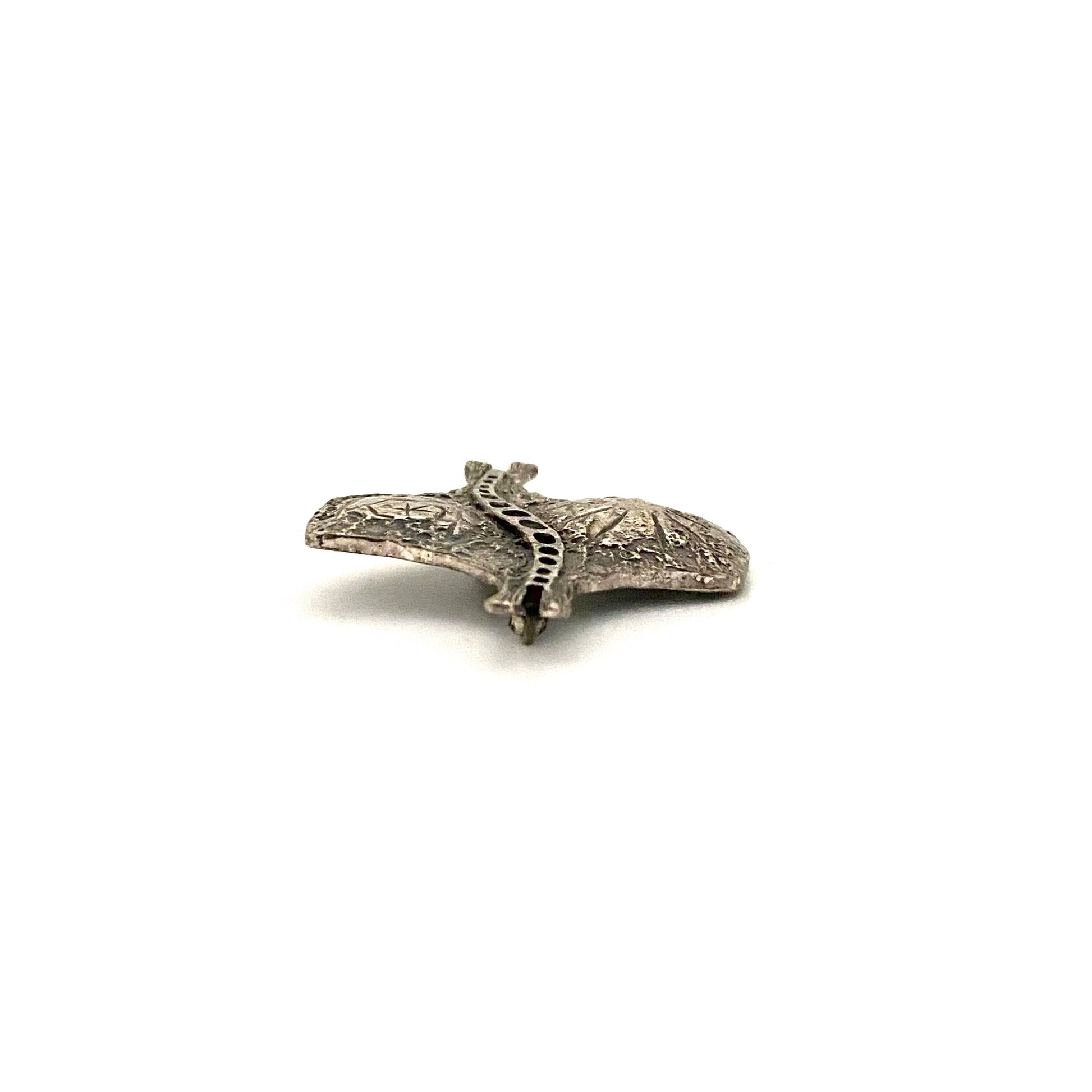 profile Guy Vidal Canada vintage brutalist pewter Stingray brooch Canadian Modernist jewelry design