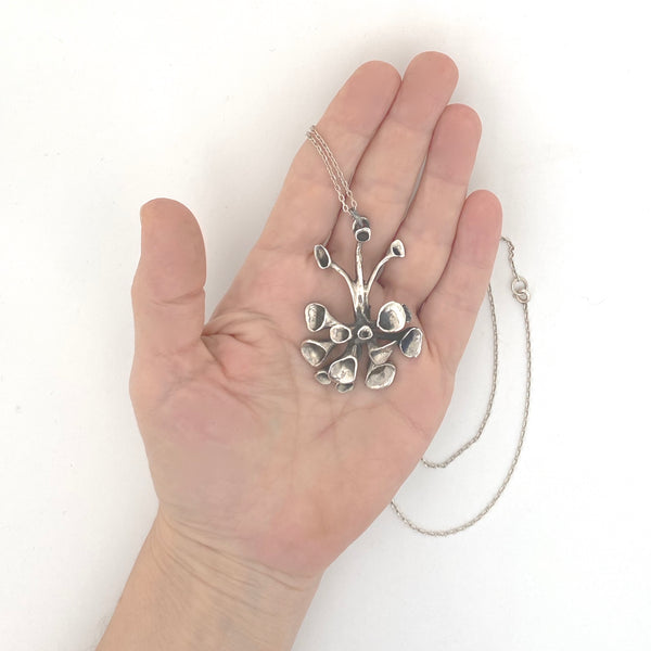 scale Hannu Ikonen Valo Koru Finland vintage silver Reindeer Moss pendant necklace 1972 Scandinavian Modernist jewelry design