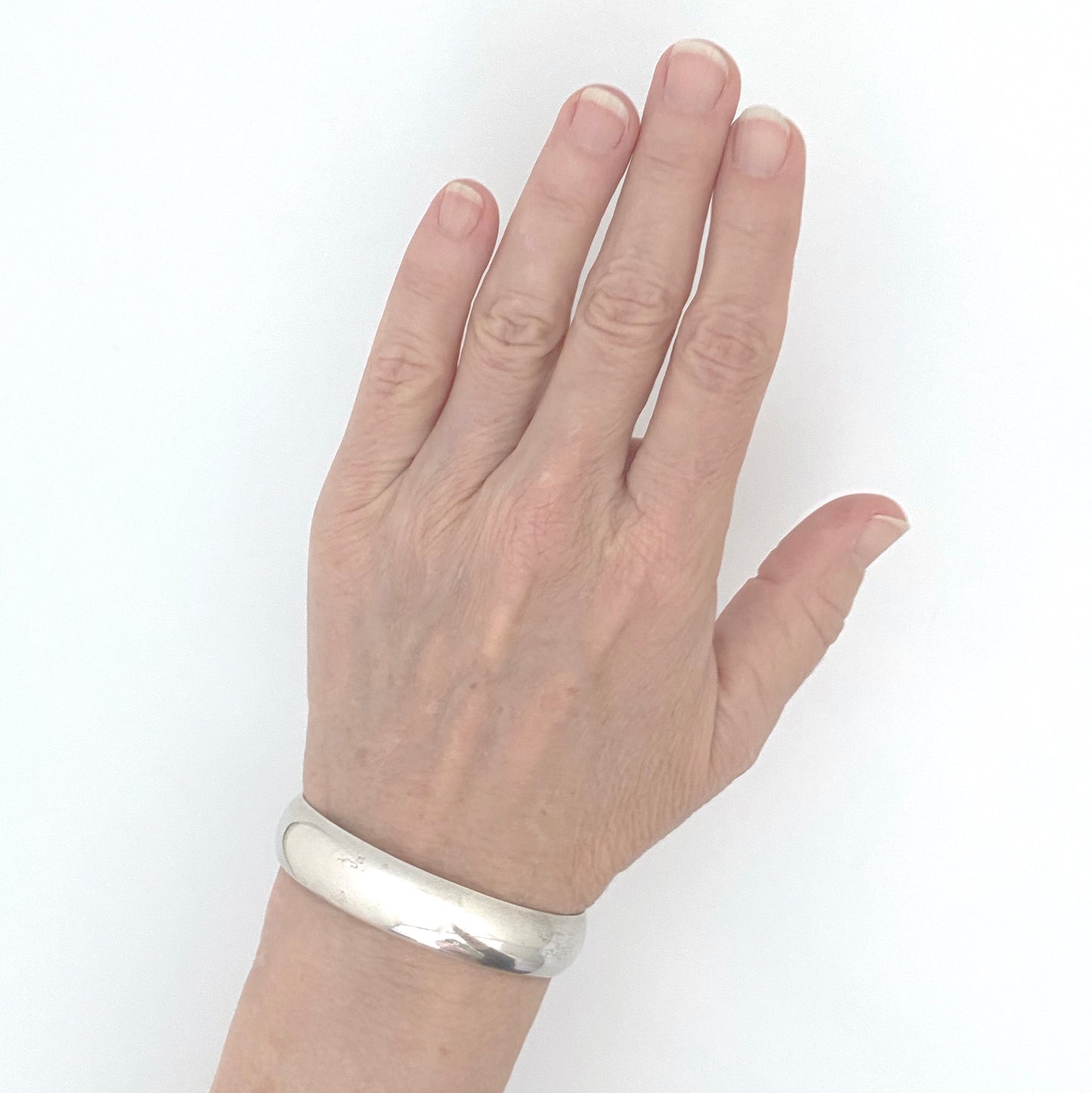 scale Georg Jensen Denmark vintage silver cuff bracelet 16A Ove Wendt Scandinavian Modernist jewelry design