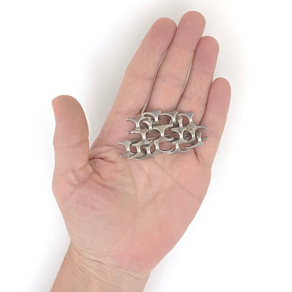 scale Age Fausing Denmark Rey Urban vintage silver openwork brooch Scandinavian Modernist jewelry design