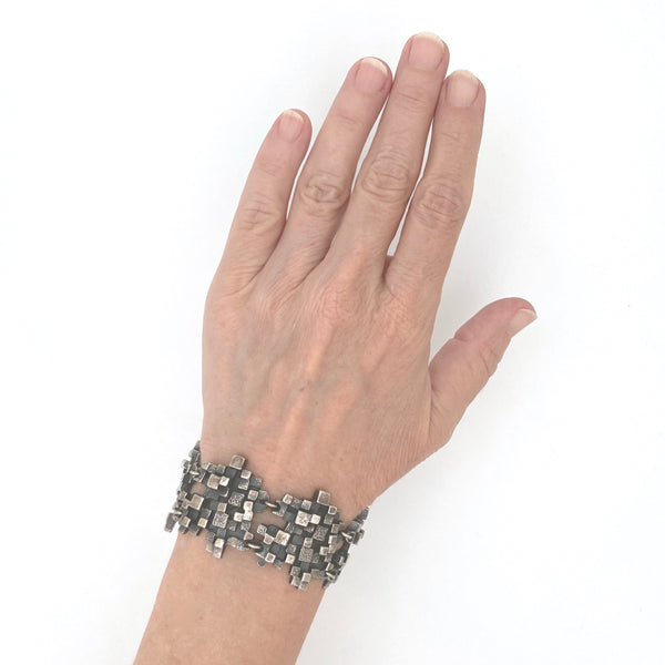 scale Guy Vidal Canada vintage brutalist pewter textured cubes panel link bracelet Canadian jewelry design