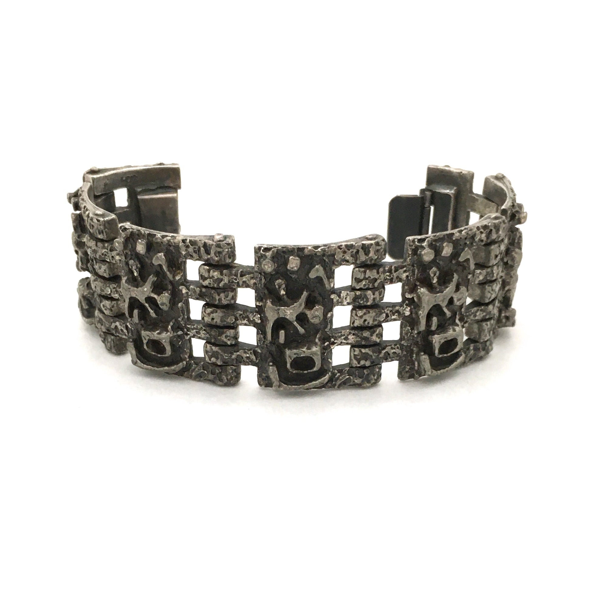 detail Guy Vidal Canada vintage brutalist pewter panel link bracelet mid century modern jewelry design