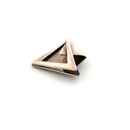 Sigi Pineda dimensional pendant / brooch