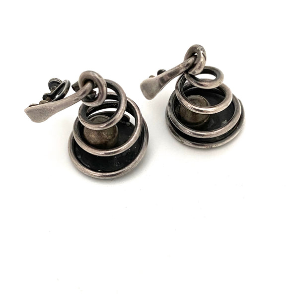 Art Smith kinetic spiral drop earrings