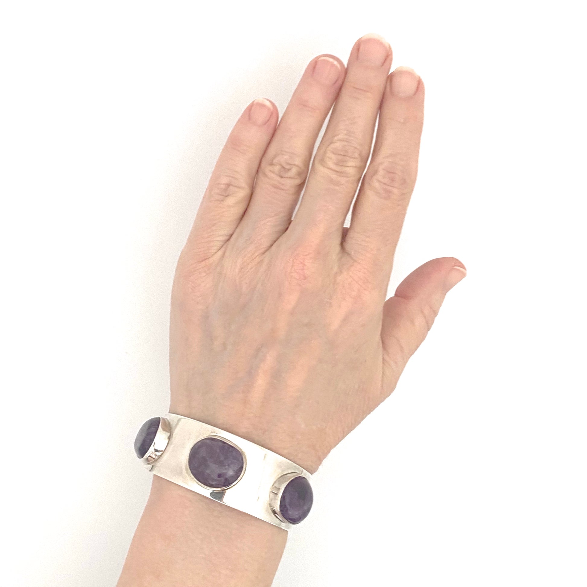 scale Arne Johansen Denmark vintage heavy silver amethyst cuff bracelet Scandinavian Modernist jewelry design