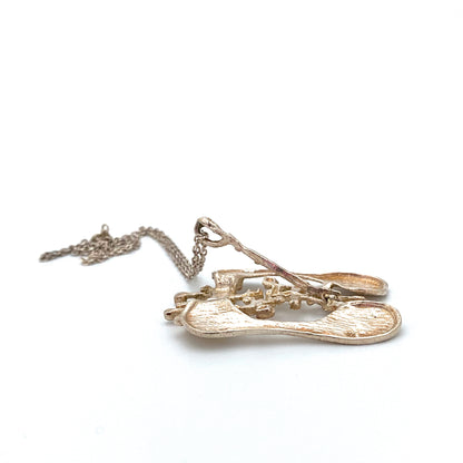 relo large articulated pendant necklace