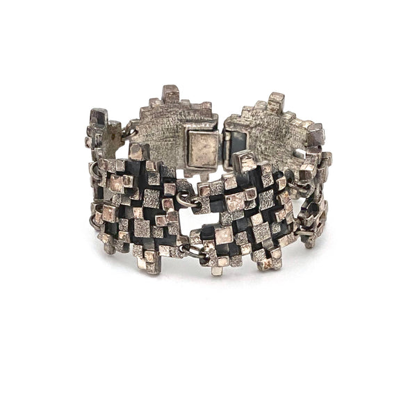 detail Guy Vidal Canada vintage brutalist pewter cubes panel link bracelet Canadian jewelry design