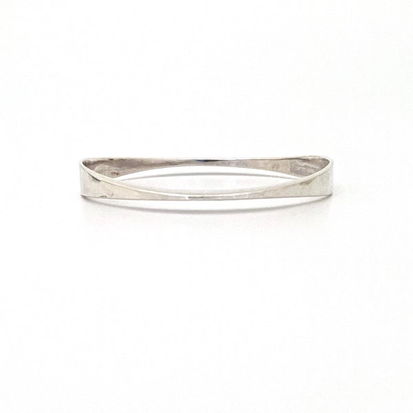 Plus Studios / Norway Design hammered silver bangle ~ Tone Vigeland