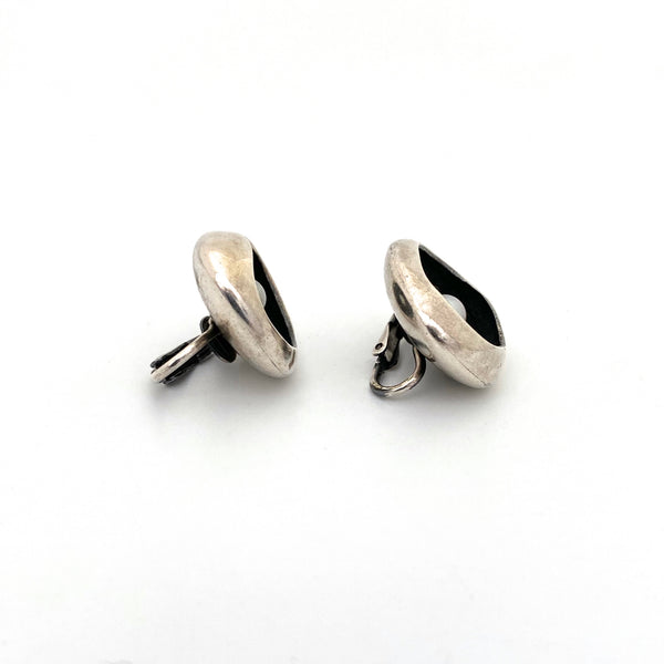 Hans Gehrig textured silver & pearl shadowbox pendant & ear clips set